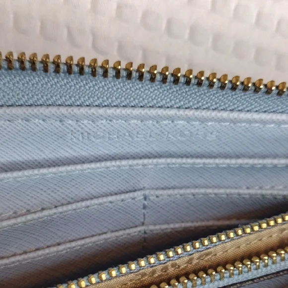 Michael Kors Large Pebbled Light Blue Leather Continental Wallet - Picture 9 of 12